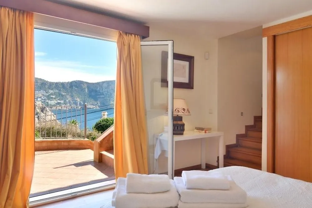 Villa With Incredible Sea Views And Pool ポルト・ダンドラッチ