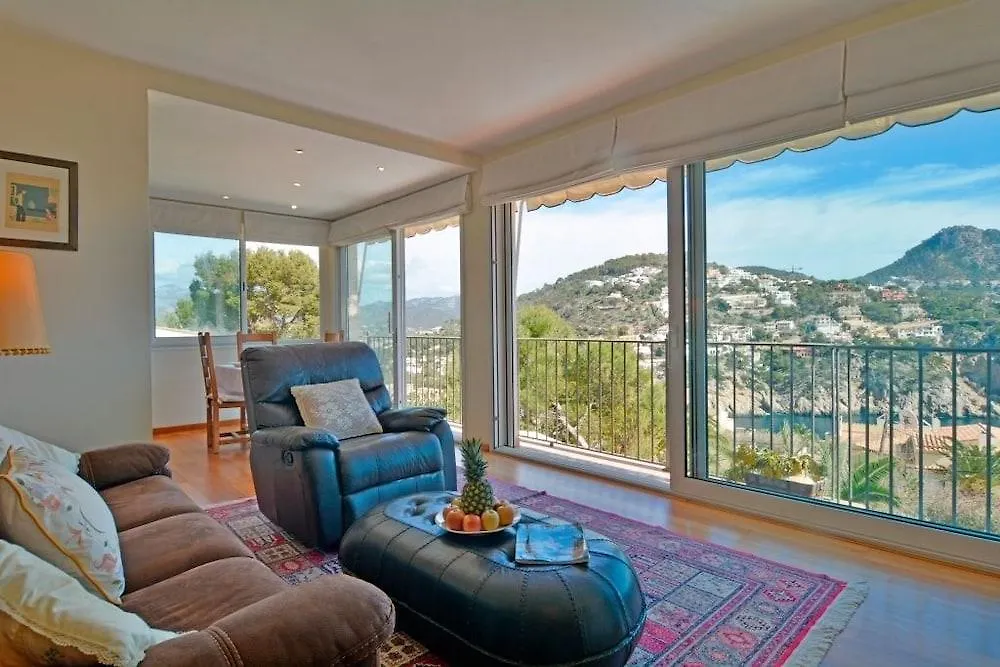 Villa With Incredible Sea Views And Pool ポルト・ダンドラッチ